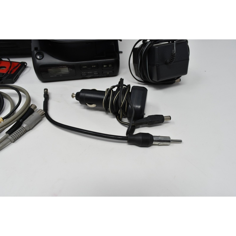 Vintage Sony D-180K Car Discman Portable CD Player Complete Kit Case Adapter - Picture 4 of 10